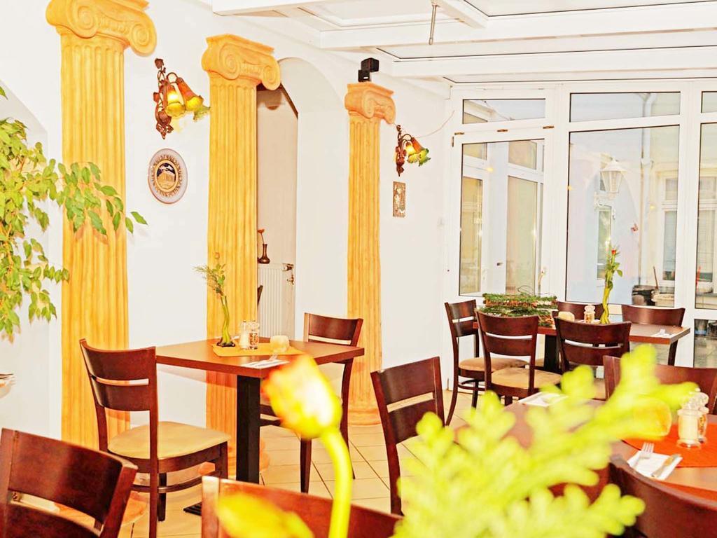 Pension Mesogios Bad Doberan Rom bilde